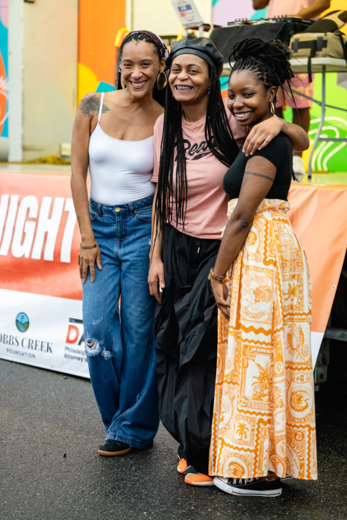 3 women
